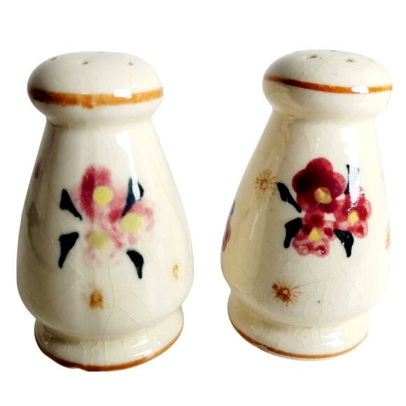 Vintage 1950s Pink Rose Salt and Pepper Shakers Made in Japan Needs Stoppers - Picture 1 of 9